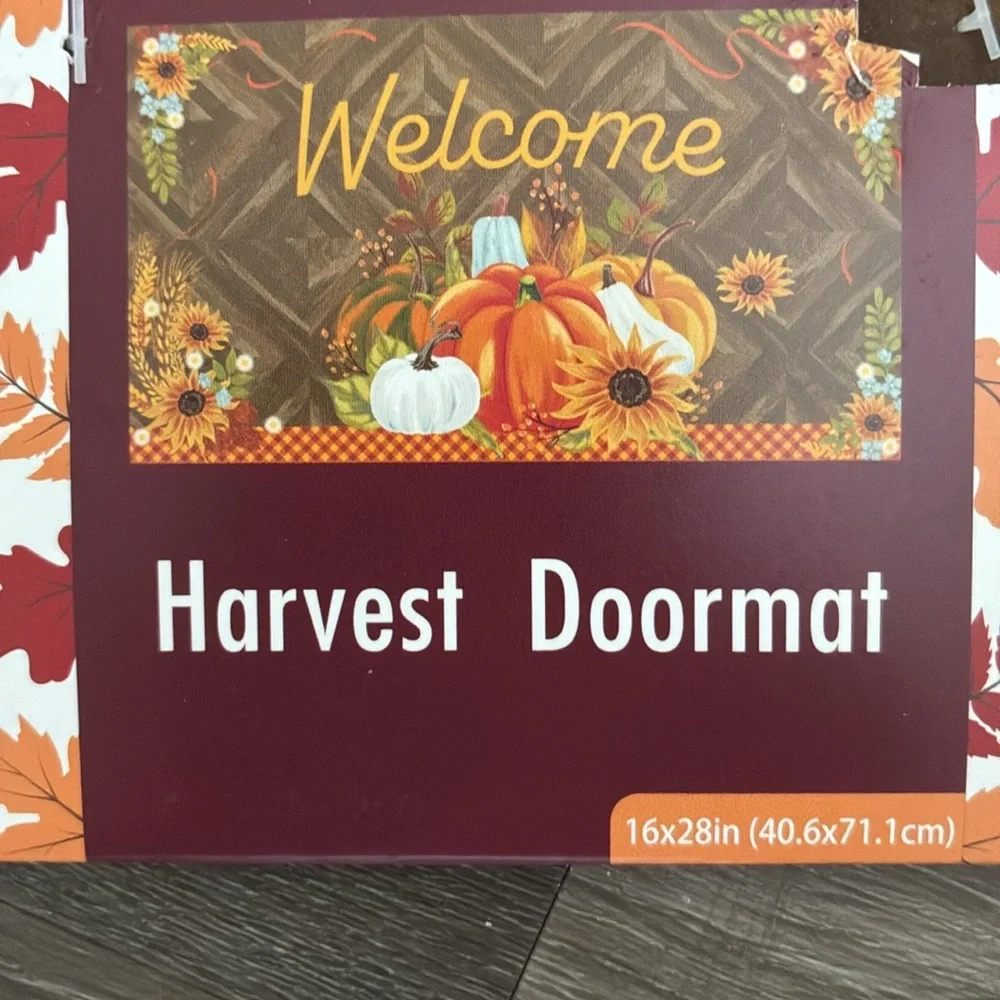 NWT- Fall Harvest- WELCOME Doormat with Pumpkins and Sunflowers- 16x28